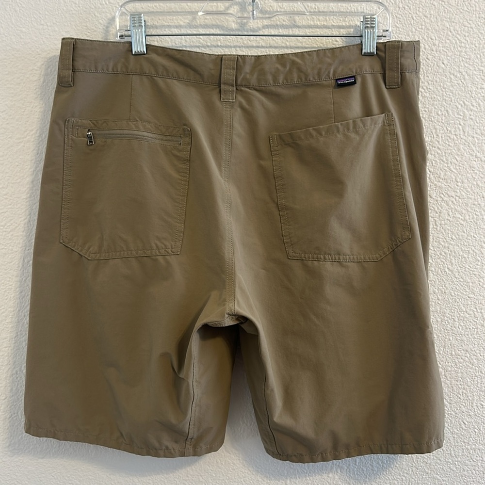 Patagonia Men’s Quandary Hiking Shorts 36 - Picture 2 of 6